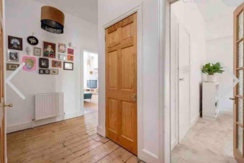 Cosy 2 Bedroom Flat In Edimburgo Exterior foto
